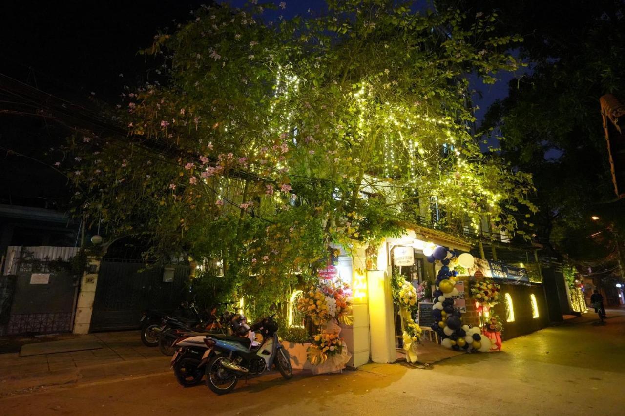 Musketeers Guest House Ханой Екстериор снимка